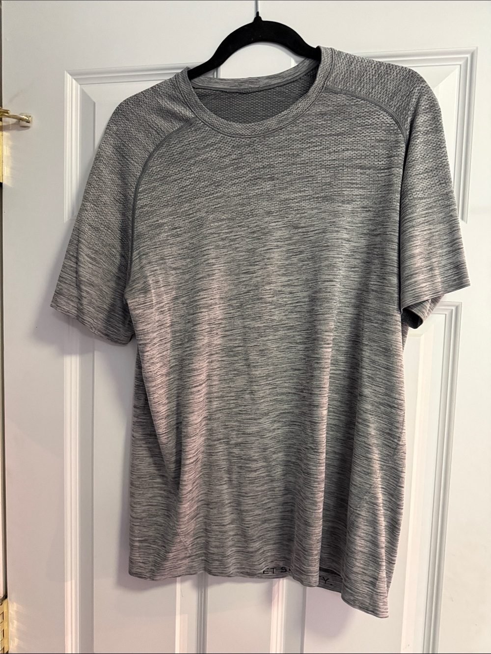 lululemon athletica Men's Heather Gray Athletic Short Sleeve Tee